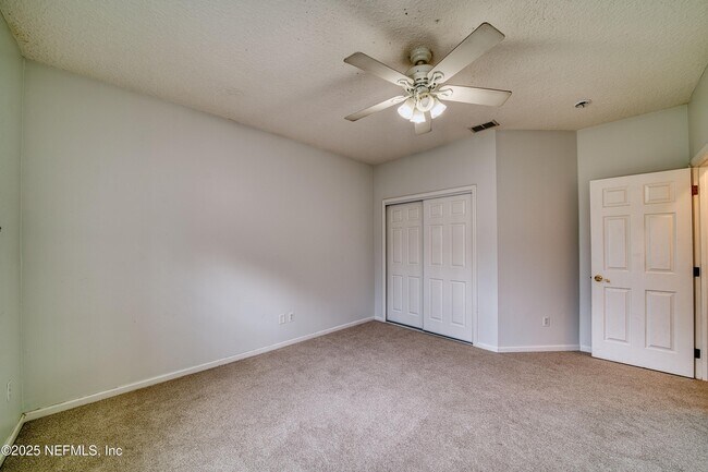 Building Photo - 1440 S Burgandy Trail