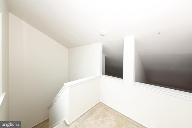 Building Photo - 7601 Crittenden St