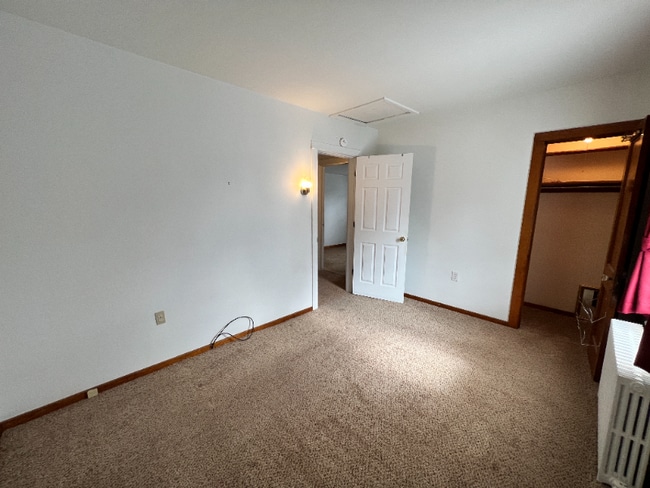 Building Photo - 448 Biddle St