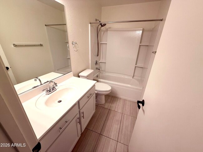 Building Photo - 1884 W Expressman St