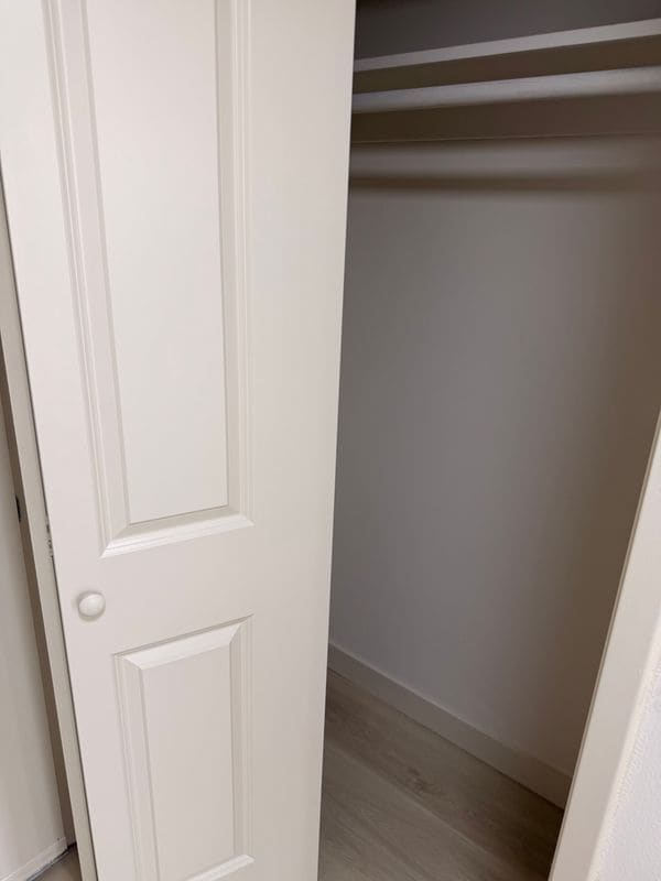 Building Photo - 525 N San Mateo Dr