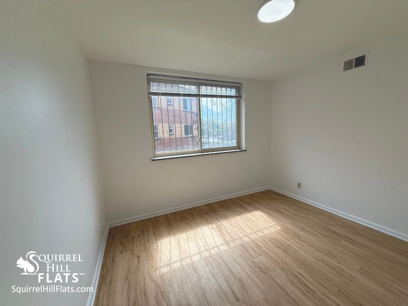 Building Photo - 5710 Phillips Ave