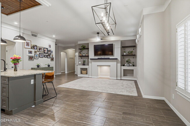 Building Photo - 14853 Oldenberg Ct