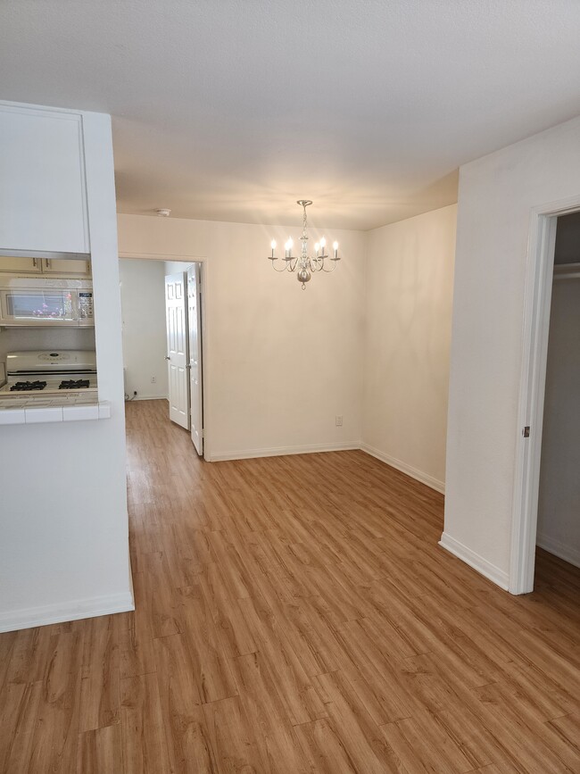 Dining area - Apollo Apartments