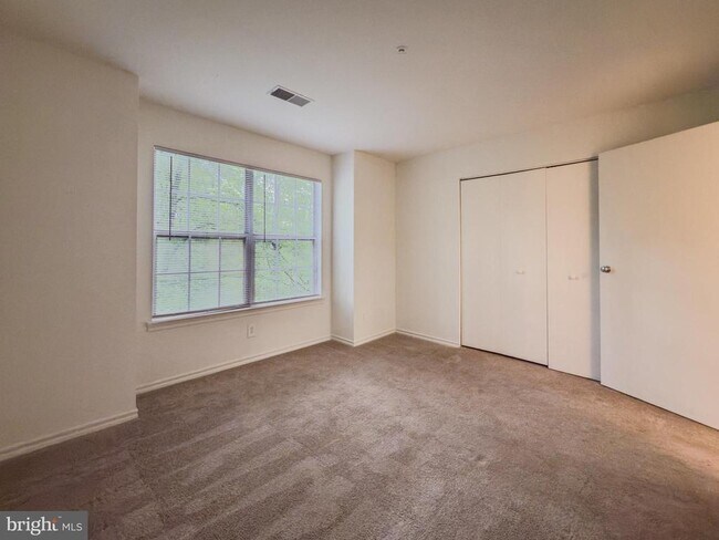 Building Photo - 18520 Boysenberry Dr