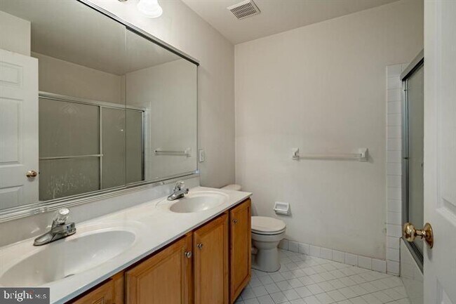 Building Photo - 143 Birchwood Dr
