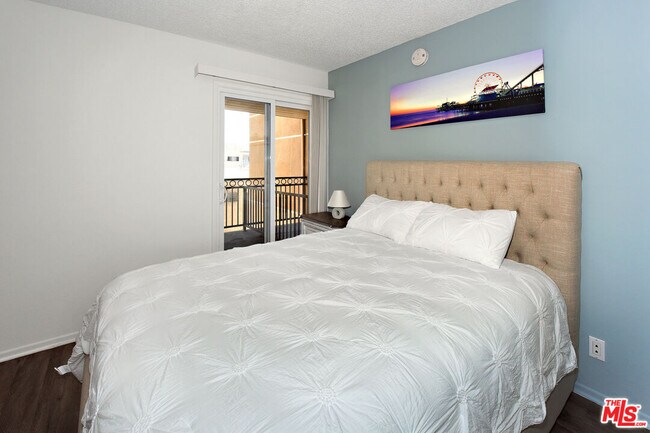 Building Photo - 3600 Bagley Ave