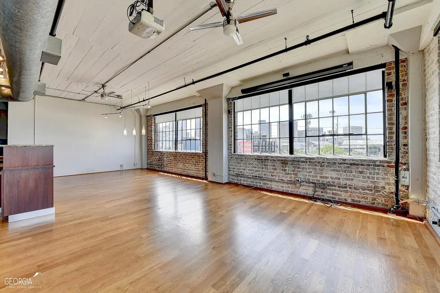 Building Photo - 426 Marietta St NW