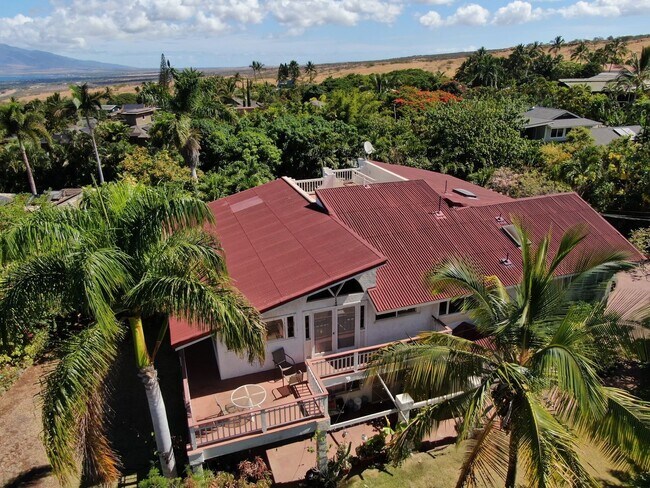 Primary Photo - 701 Kupulau Dr