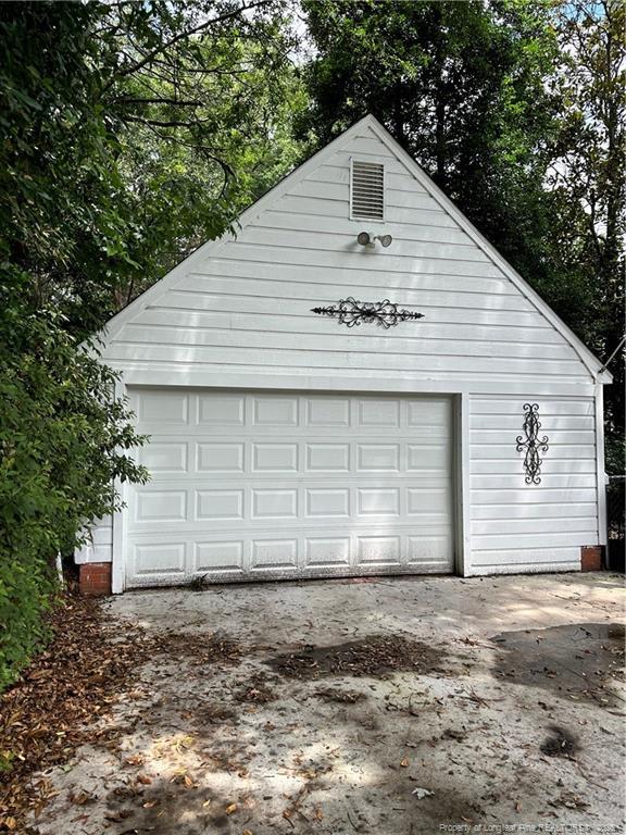 Building Photo - 238 Pinecrest Dr