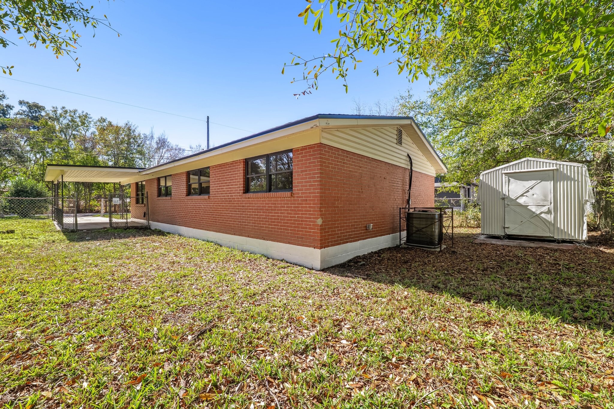 Building Photo - 1951 W 19th St