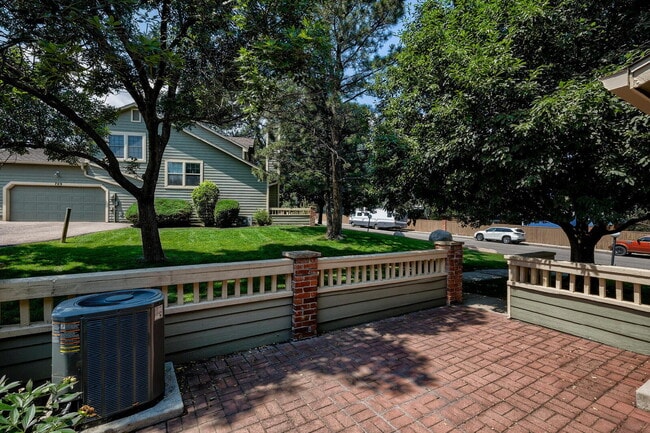 Building Photo - Comfortable 2BR + Loft Home — Close to For...