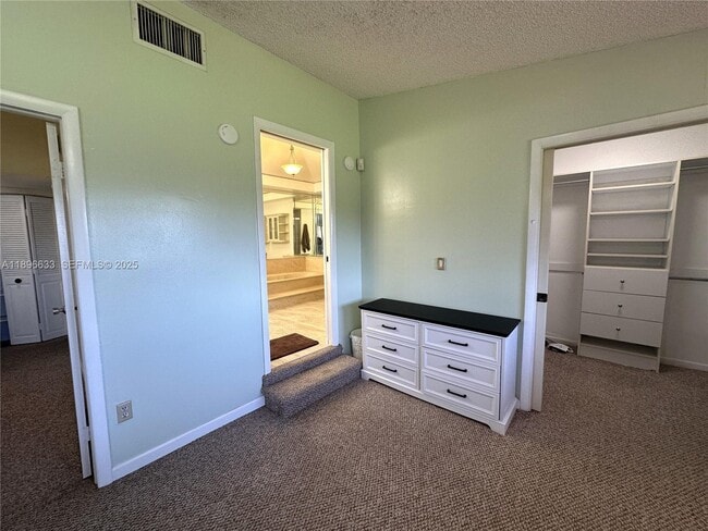 Building Photo - 3730 Alcantara Ave