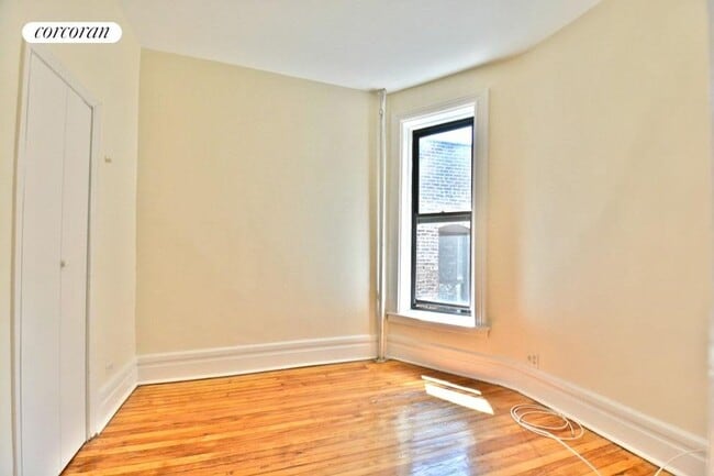 Building Photo - 526 W 123rd St