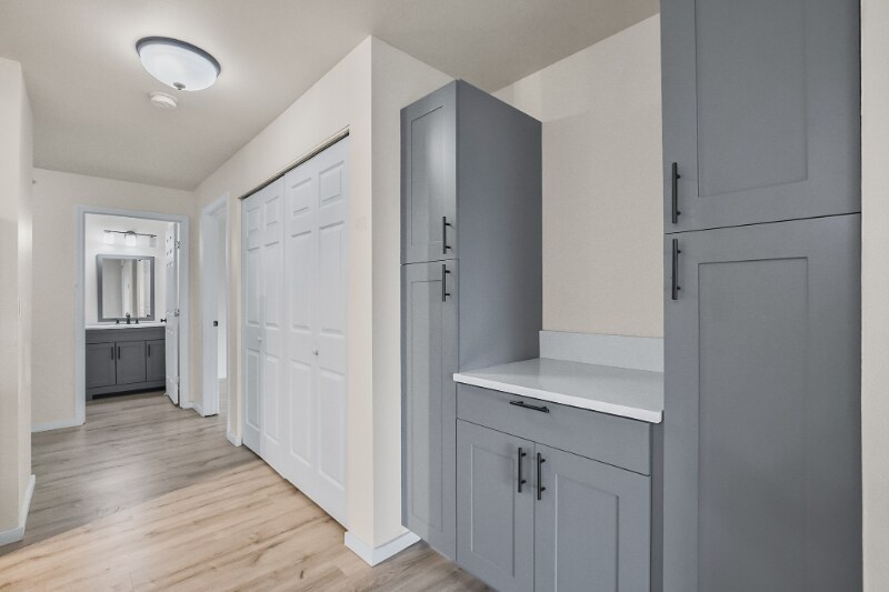 Building Photo - 12040 Bridgeport Way SW