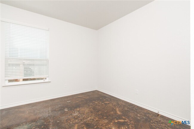 Building Photo - 319 Riptide Dr
