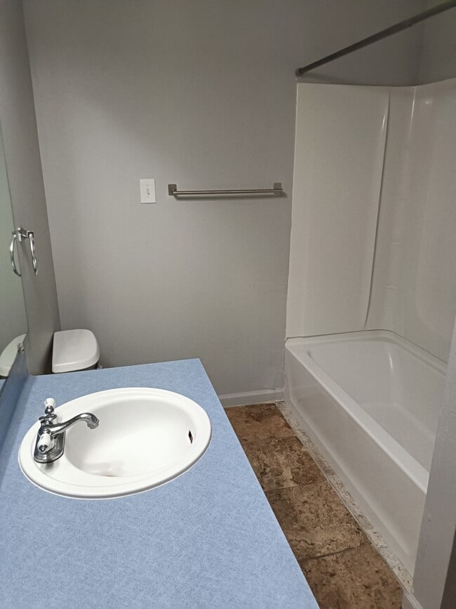 Building Photo - 125 Thomas St