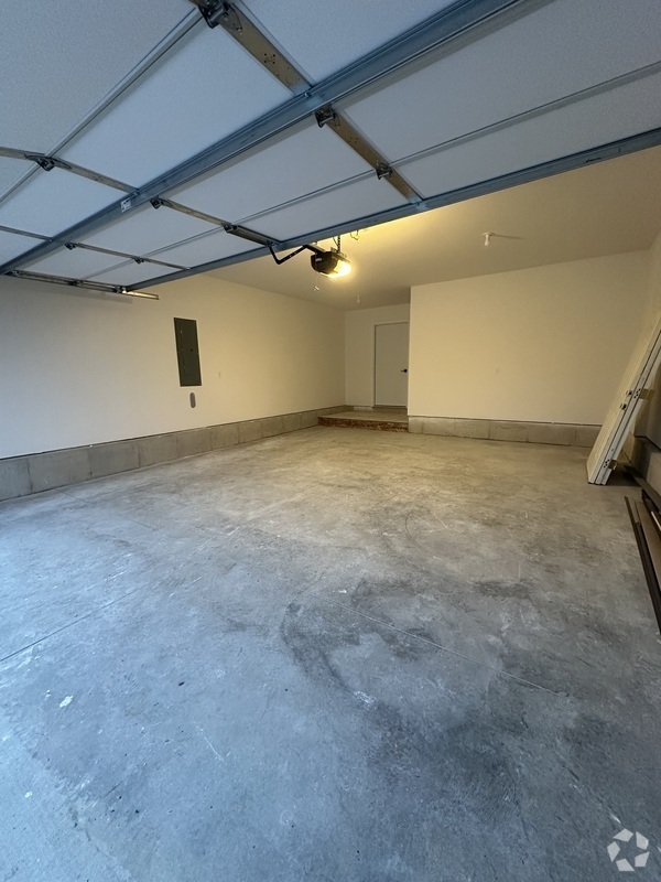 Building Photo - 840 Dry Run Creek Ct
