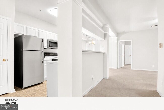 Building Photo - 46588 Drysdale Terrace