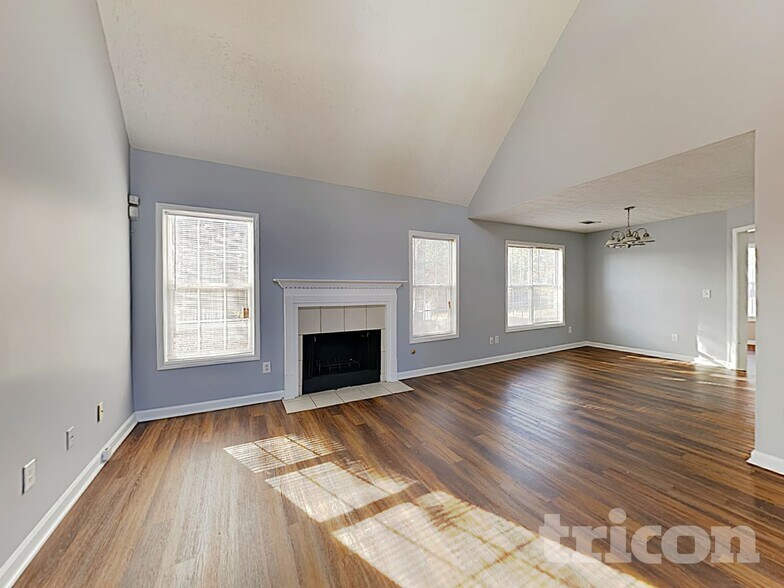 Building Photo - 1195 Misty Meadows Way