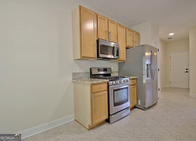 Building Photo - 110 Freeman Forest Dr