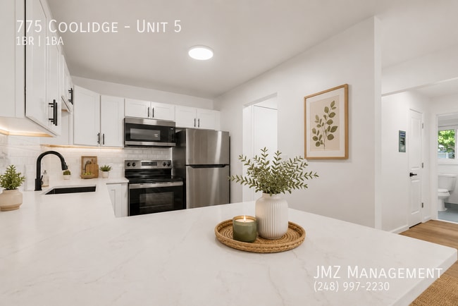 Building Photo - 775 Coolidge-Unit 5