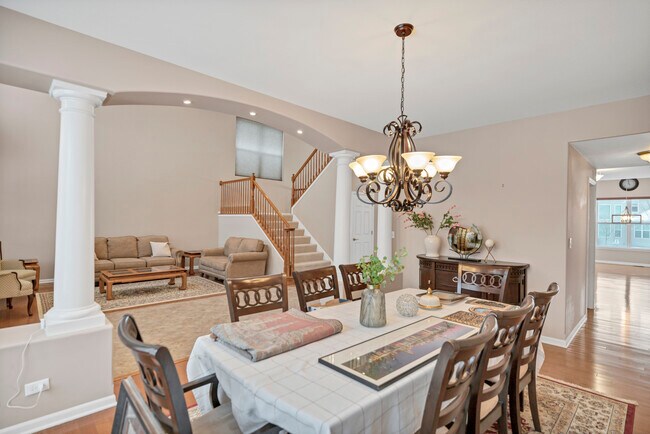 Building Photo - 426 Kingfisher Rd