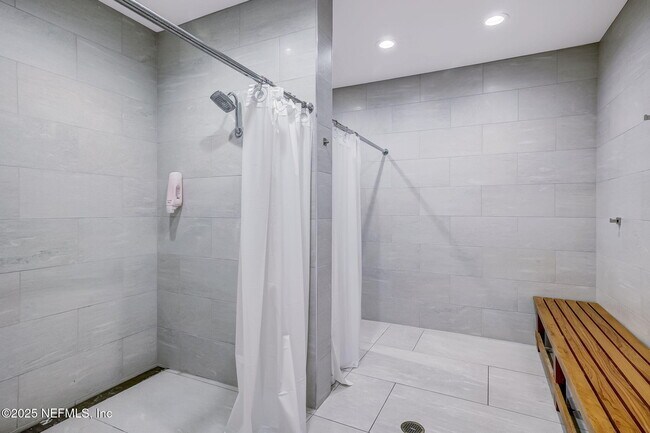 Building Photo - 84 Waterline Dr
