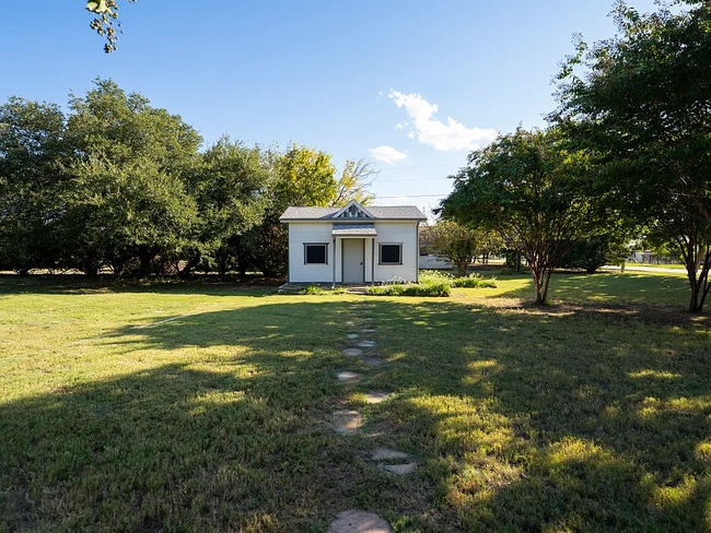 Building Photo - 9083 Prestonview Dr