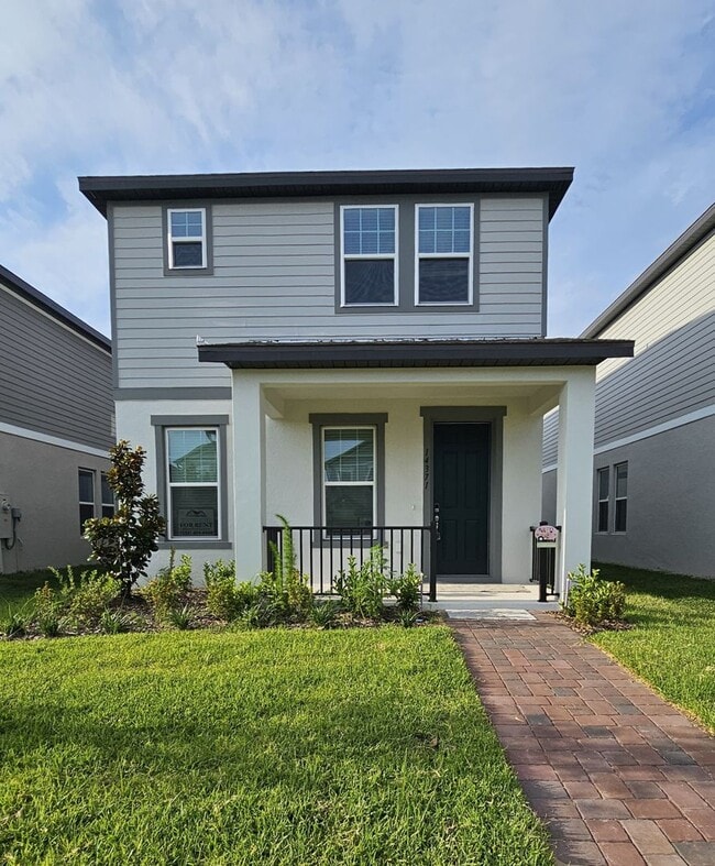 Building Photo - Beautiful and Spacious 3 bedroom 2 bath Townhome With a Split Floor Plan in Winter Garden!