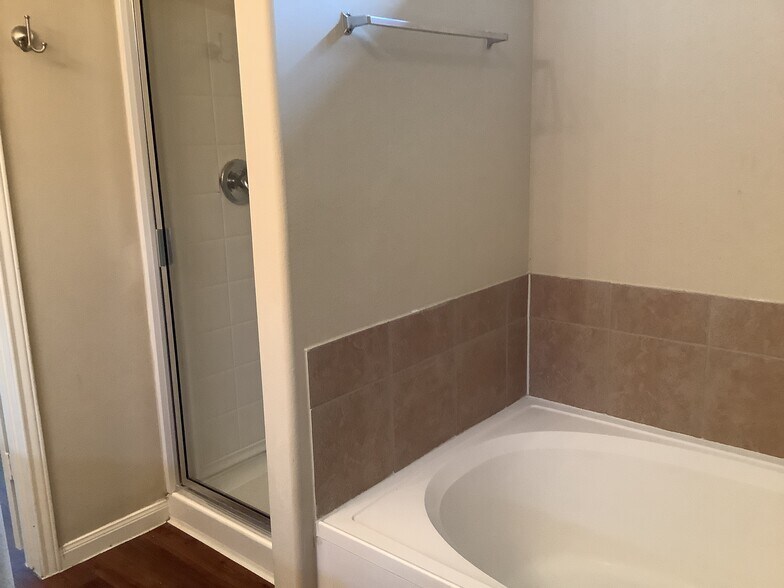 Building Photo - 2207 Steep Pine Trl