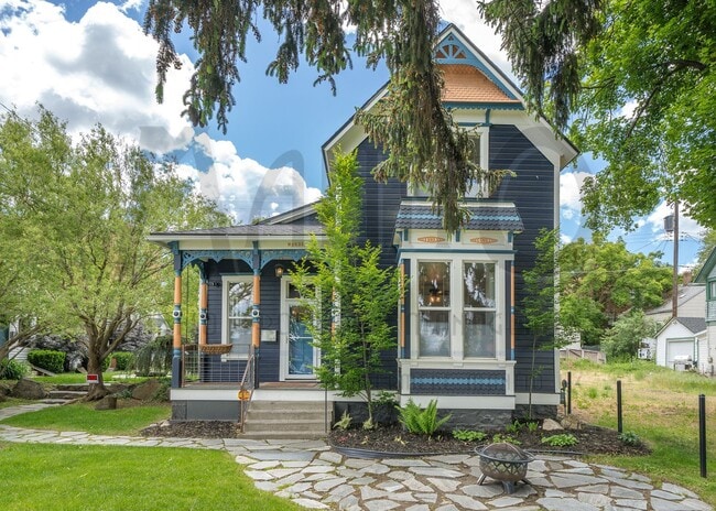 Primary Photo - 1631 W 1st Ave