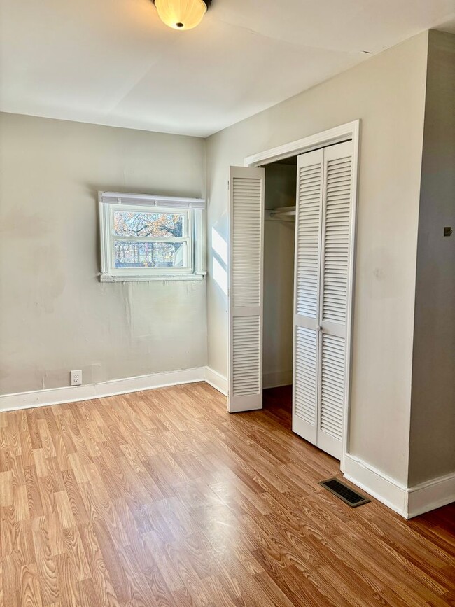 Building Photo - Updated 3BR/2BA House in Portland with bon...