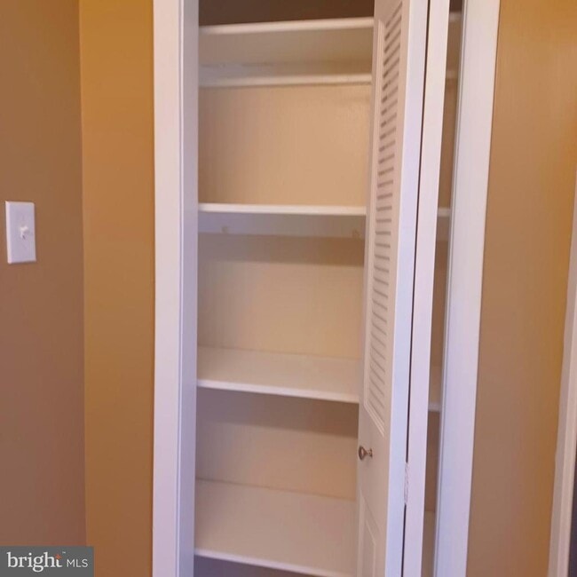 Building Photo - 3705 S George Mason Dr