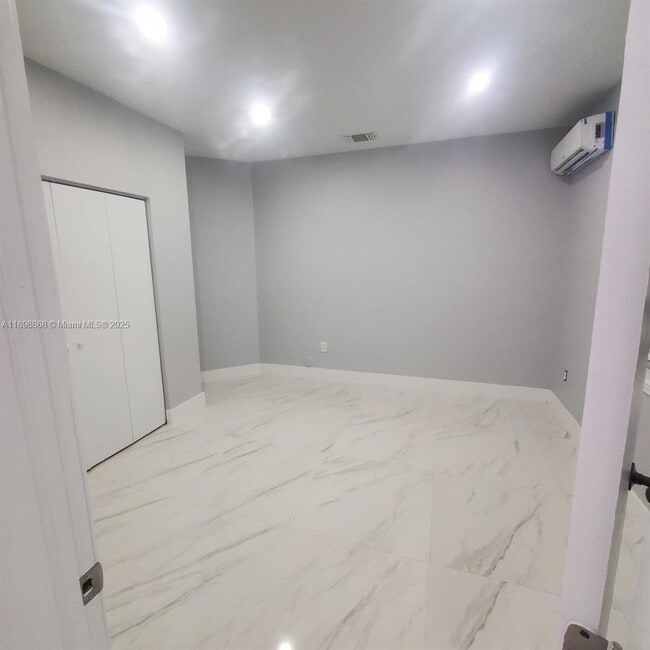 Building Photo - 13995 SW 154th St