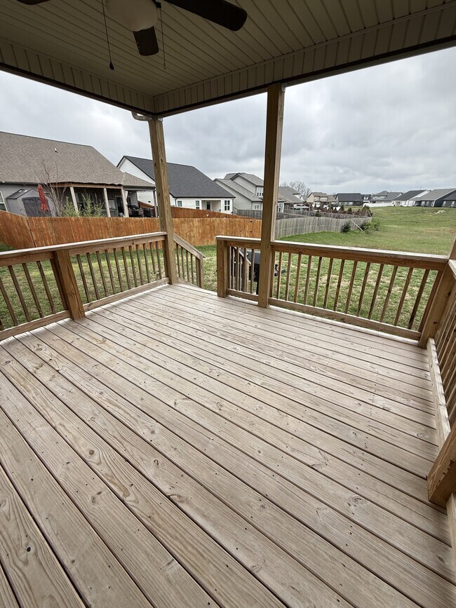 Building Photo - 206 Elwell Rd