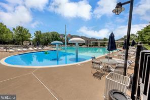 Building Photo - 1002 Hoke Ln