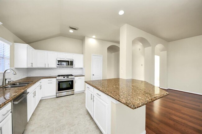 Building Photo - 21927 Citrus Grove Ct