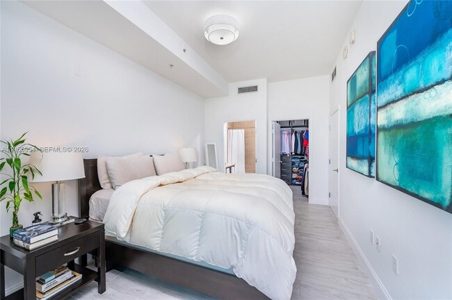 Building Photo - 7928 East Dr