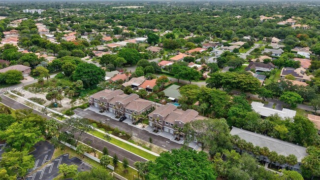 Building Photo - 1563 NW 94th Way