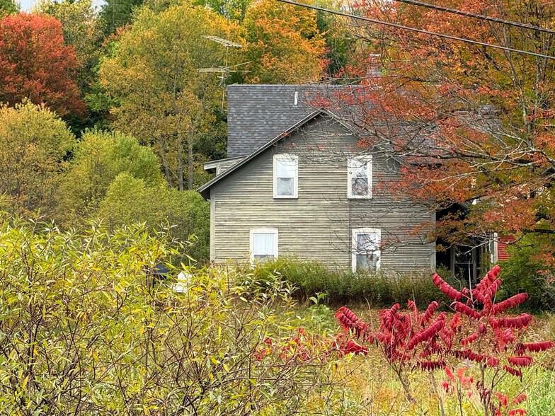 Building Photo - 62 Seymour Rd
