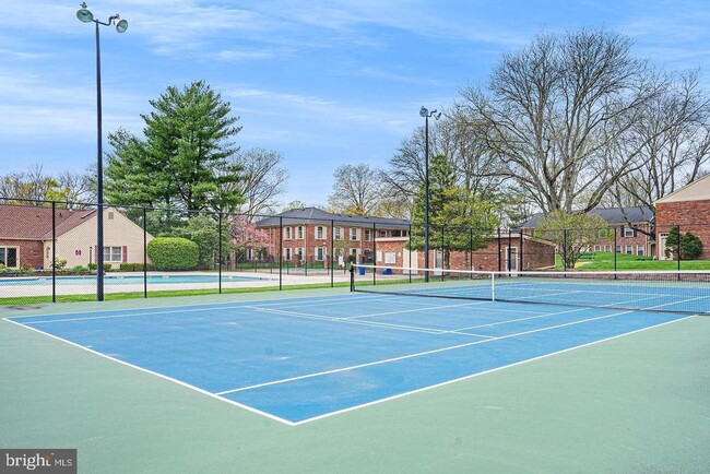Building Photo - 128 Macklenberg Dr
