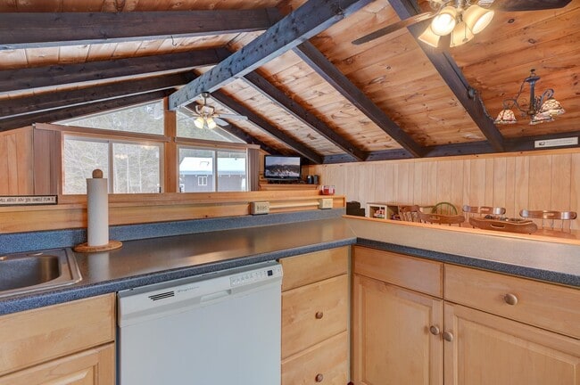 Building Photo - 56 Merrimeeting Rd