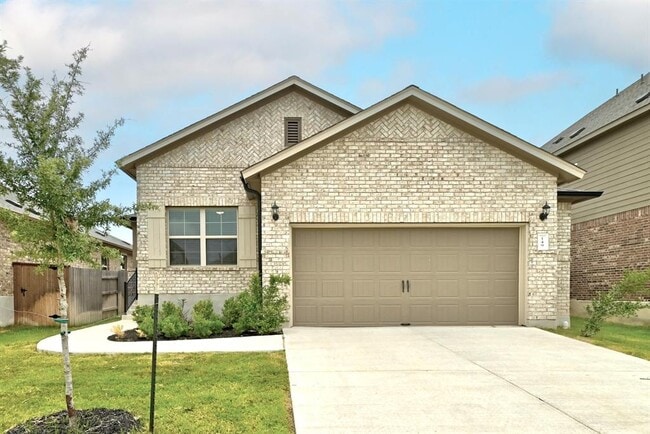 Building Photo - 149 Hackberry Ln