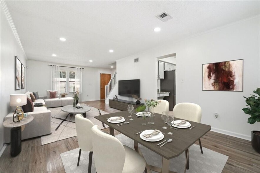 Building Photo - 5320 Kelleys Creek Dr