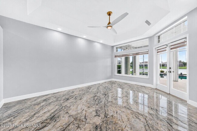 Building Photo - 975 Wildwood Dr