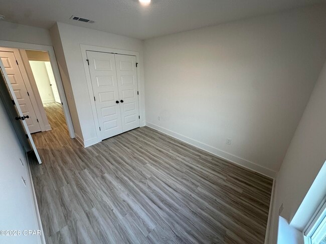Building Photo - 280 Phillips Blf Ave