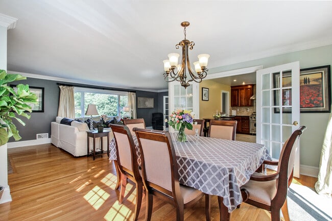 Living Room/Dining Room - 25 Tamarack Way