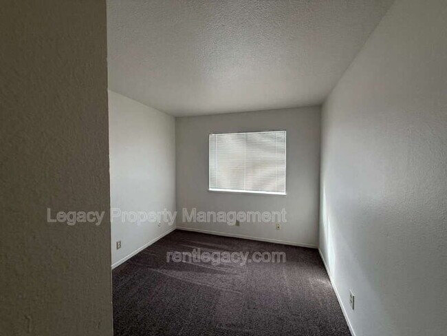 Building Photo - 2318 Church Ave