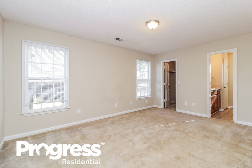 Building Photo - 796 Indian Lake Dr NW